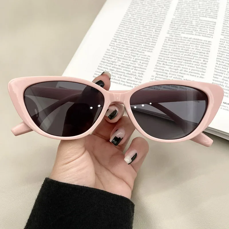 New Vintage Women Cat‘s Eye Sunglasses Lady Retro Cat Eye Sun Glasses Brand Designer Ocean lenses Summer Eyewear For Female