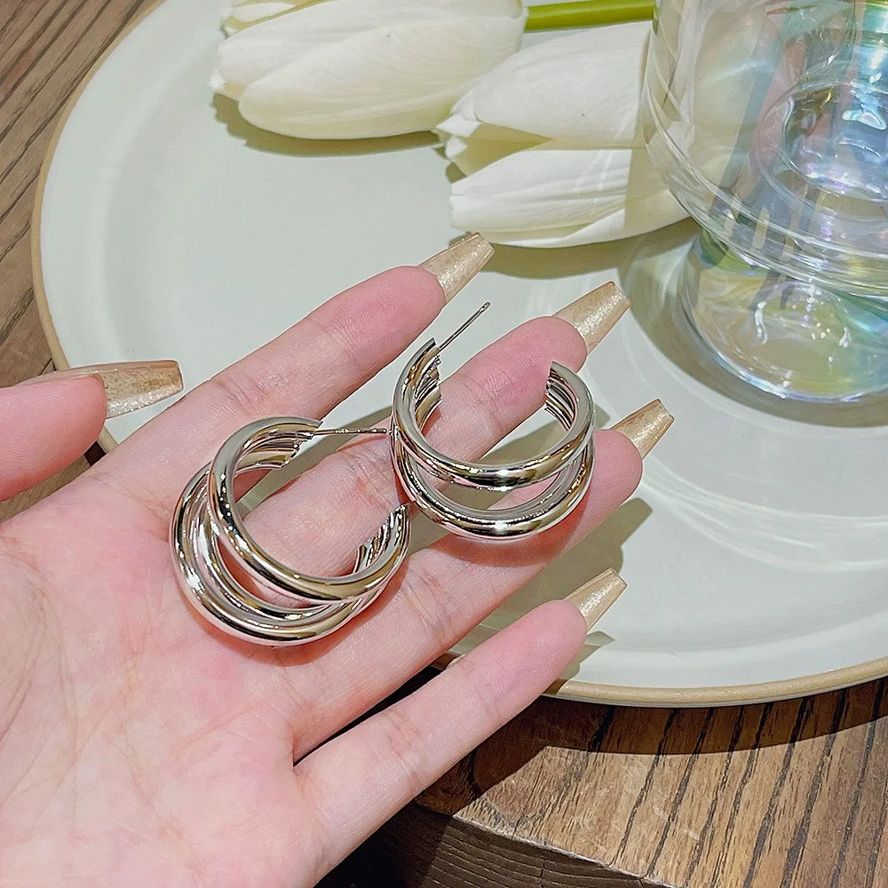 Unique Exaggerated Metal Hanging Earrings Punk Gold Color Geometric Round Twist Knot Leaf Ear Jewelry For Women Hiphop Gift