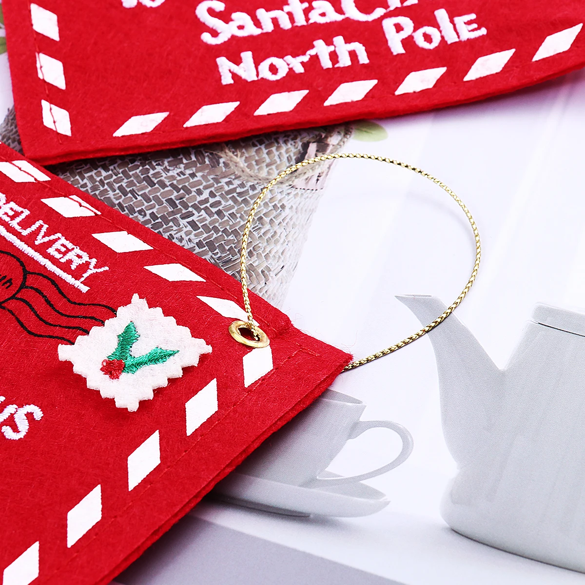 12Pcs Santa Claus Christmas Gift Bags Reusable Tear-Resistant Envelopes for Candy Gift Cards Christmas Tree Decor