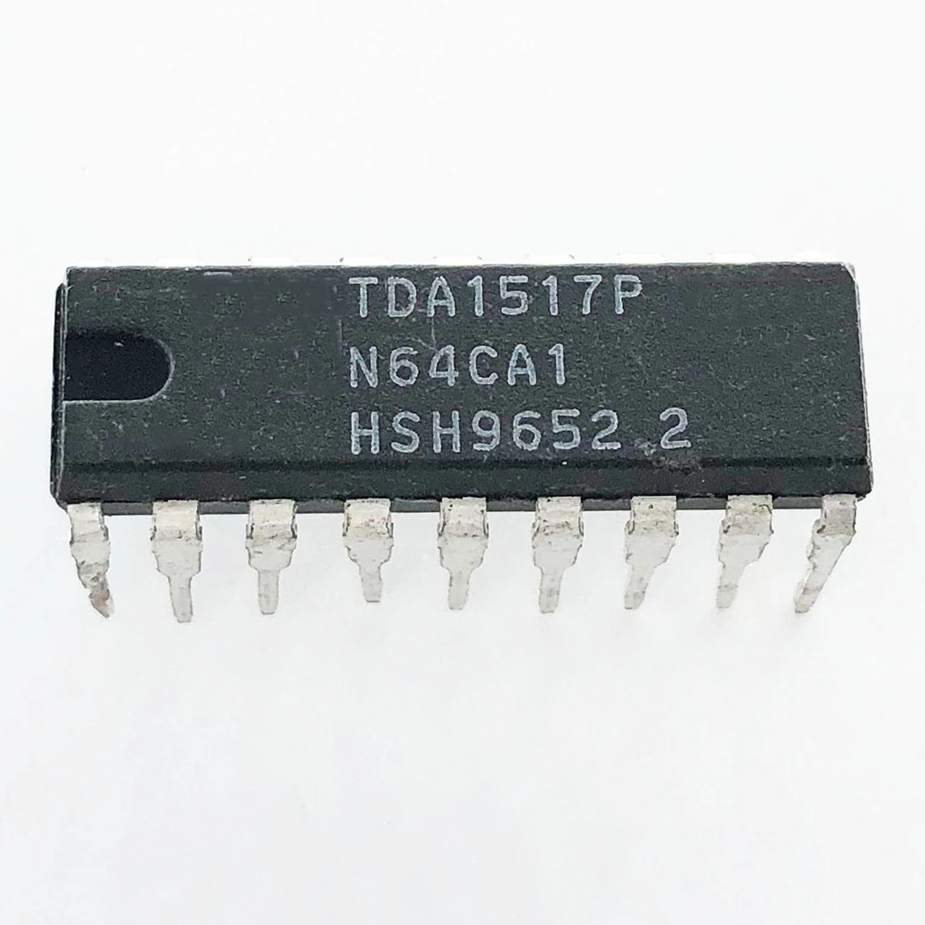 5pcs/lot TDA1517P TDA1517 1517P TDA1517P = UTC1517 YD1517P DIP-18 In Stock