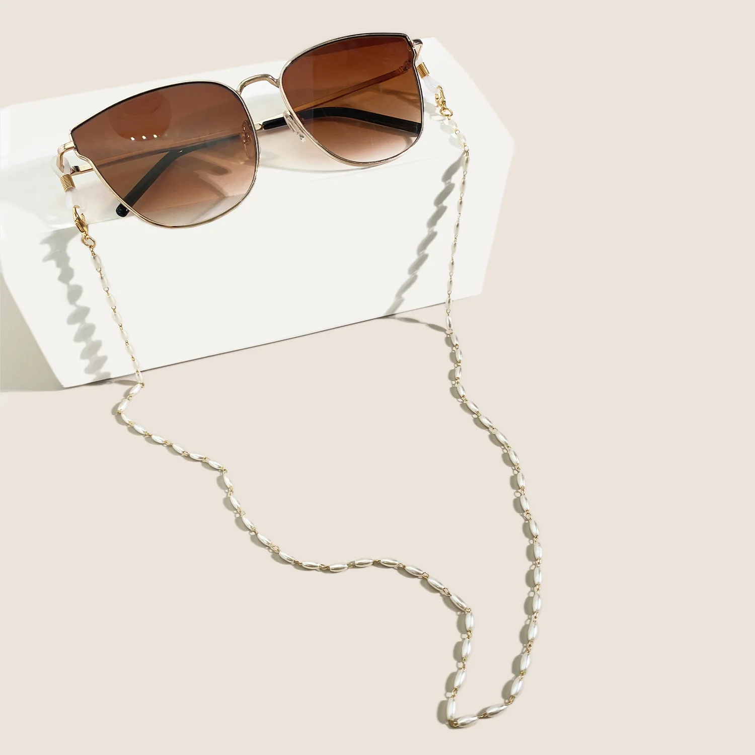 Plastik-Perlen Metall-Kupfer-Kette Brillenkette Retro Handgefertigte Geometrische Kollektion Brillenkette