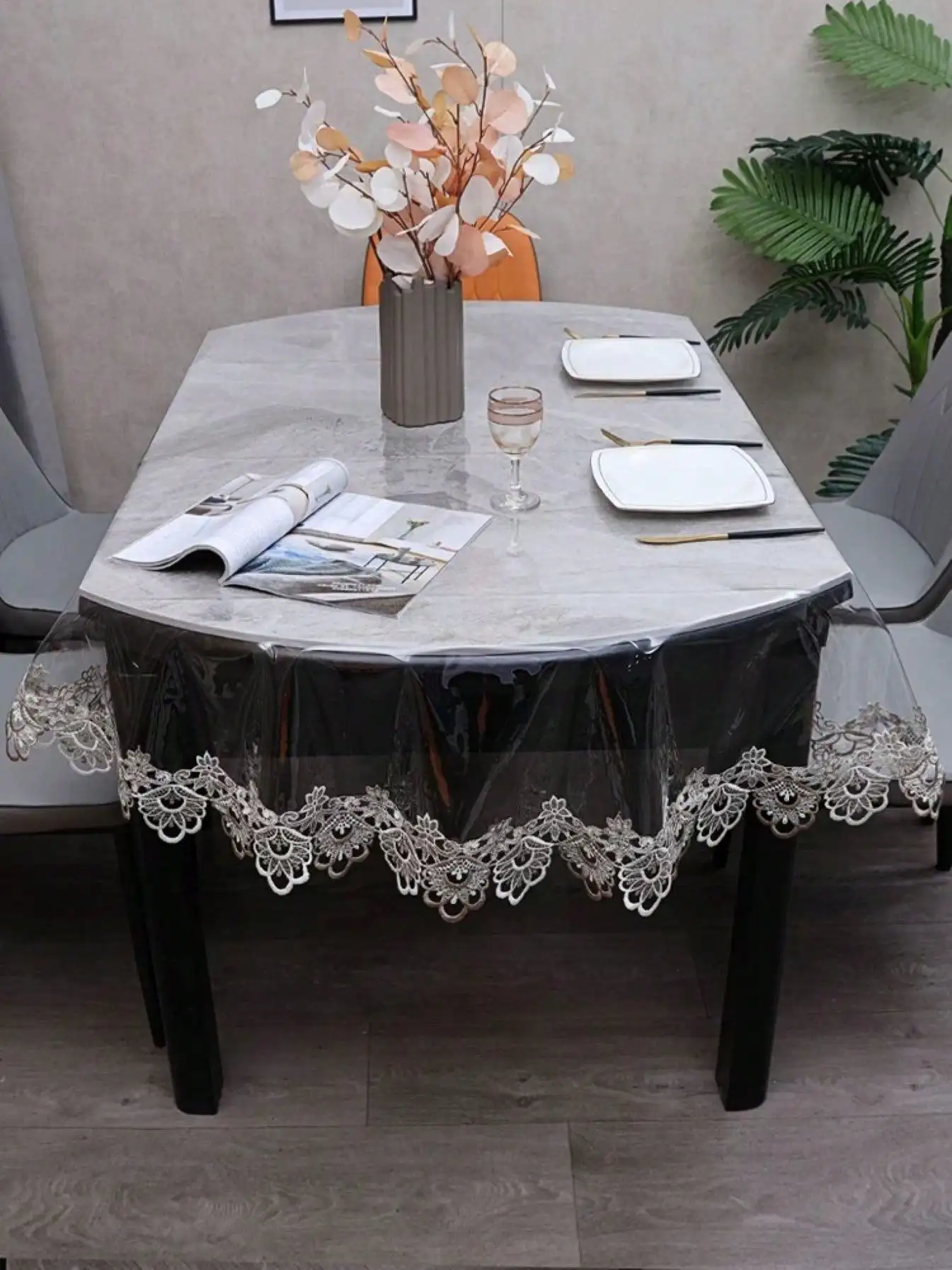 A Transparent Oval Lace-Edged Tablecloth, French-Style Pvc Oval Lace-Edged Waterproof, Oil-Proof, and Dust-Proof Tablecloth, Suitable for Coffee Tables, Dining Tables, Tea Tables, Daily Use, and Wedding Parties