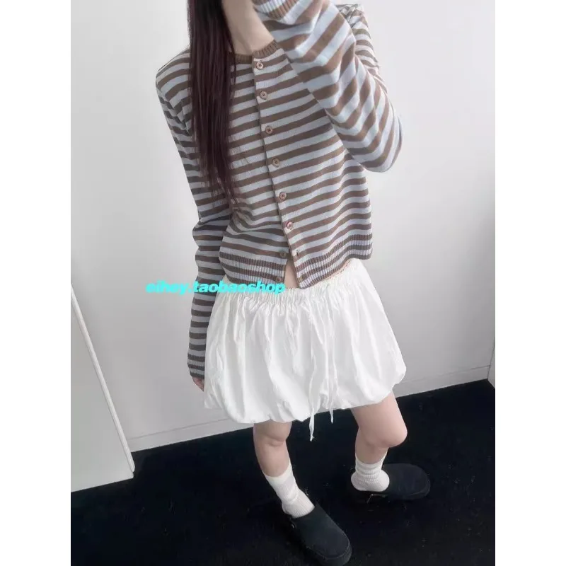 Korean Single-breasted Casual Knitted T-shirt Women 2024 Autumn New O-neck Contrast Color Striped Knitted Tops