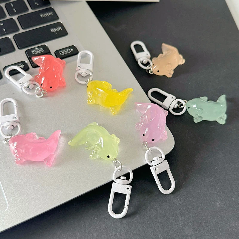 Cynops Orientalis Salamander Keychain Charms Cartoon Newt Luminous Resin Pendant Fun Keyring Bag Decoration Hanging Accessories