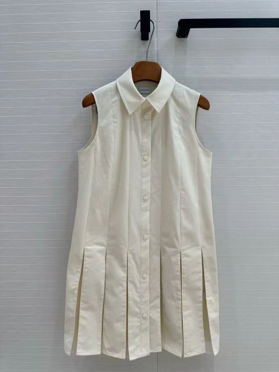 Nueva colección Primavera/Verano 2025: vestido sin mangas de color puro. Clásico y Elegante. Adecuado para desplazamientos diarios.