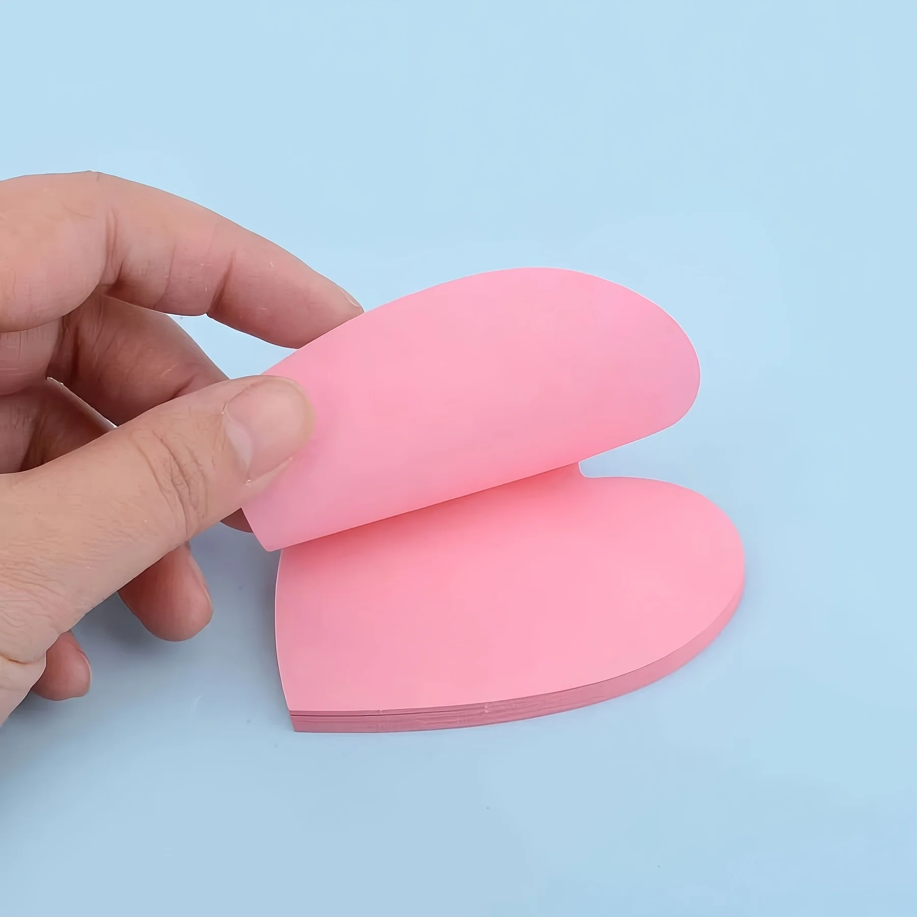 8 Books 400Pcs Heart‑Shaped Sticky Notes, Self‑Adhesive Writable Memo Pads, Multi‑Purpose for Student Office Home Use