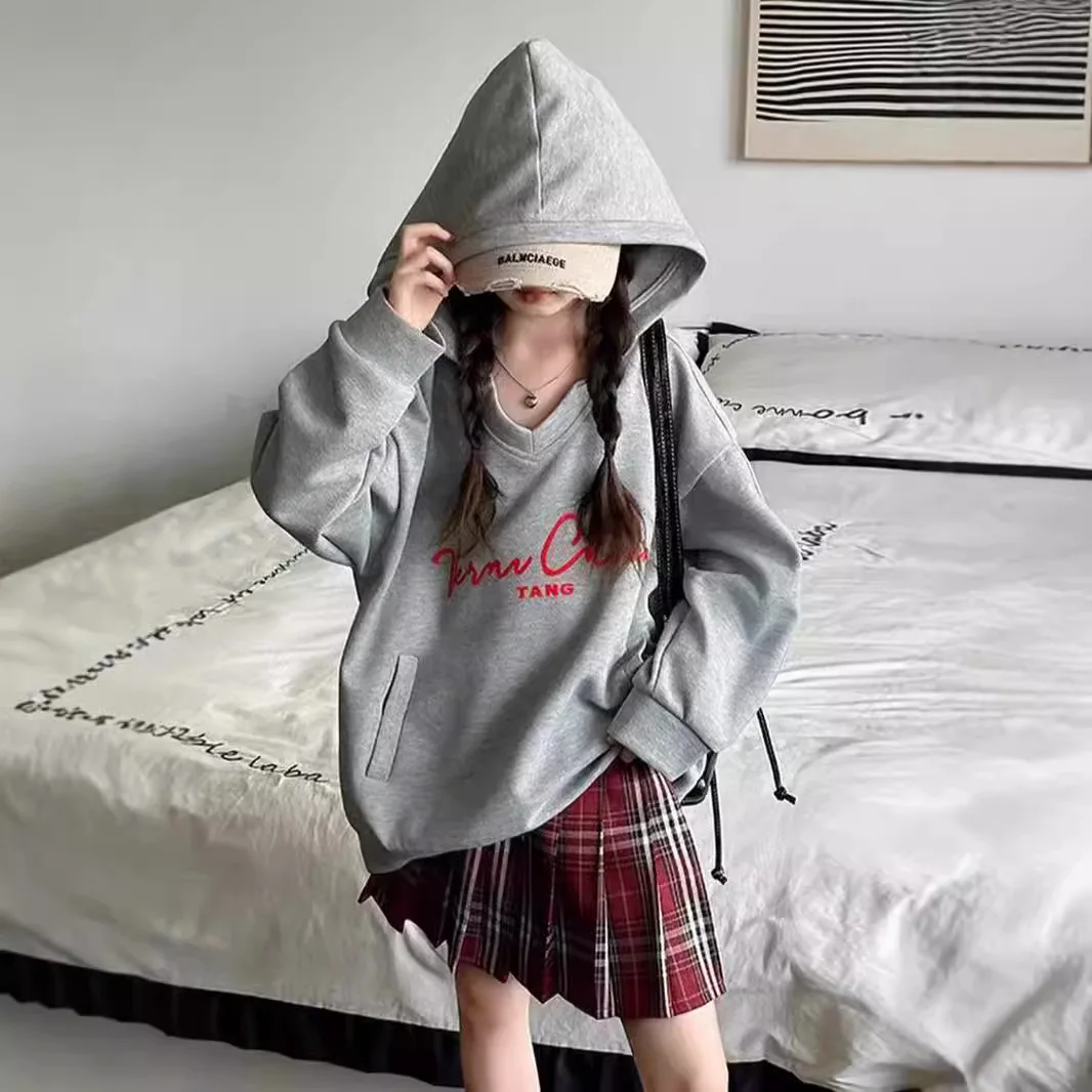 Girls' hooded sweatshirt autumn 2024 new style girls'  stylish casual top sweatershirt and skirt