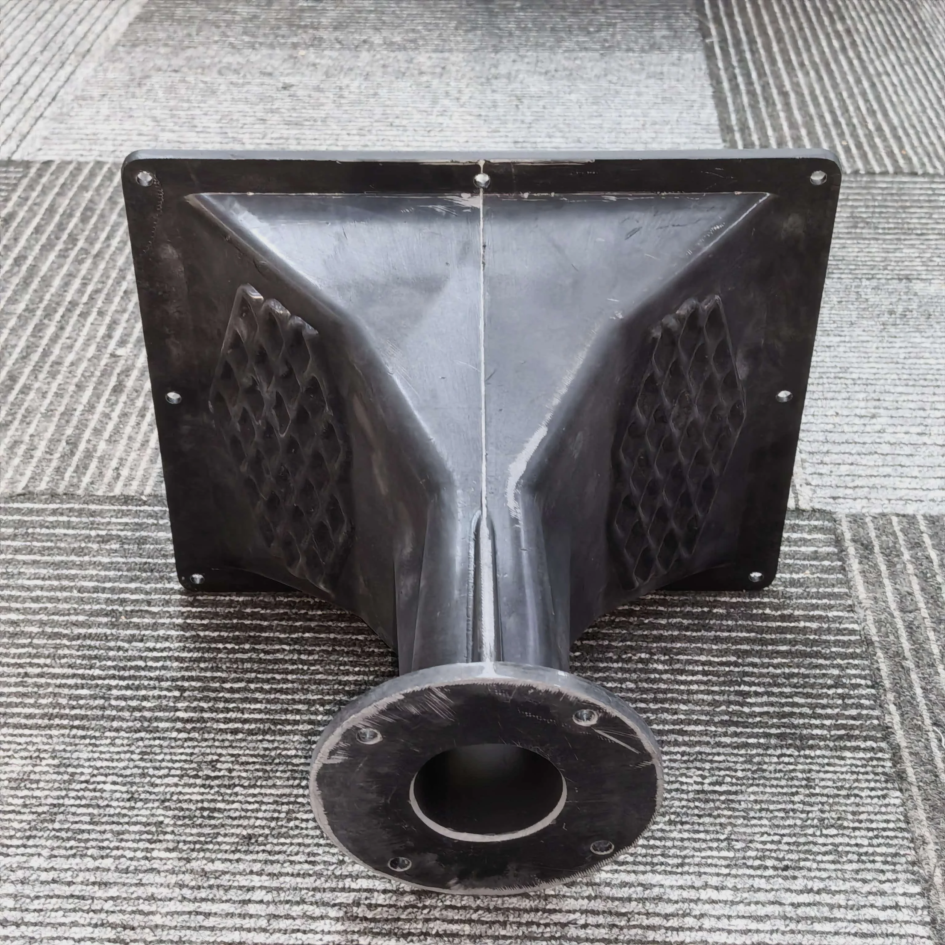 MW Audio 2" Halsdurchmesser 270x238x209mm Fiberglas-Quadratwellenleiterhorn mit 4-Bolzen-Befestigung für Pro-Audio-Line-Array-HF-Kompressionstreiber – Detail 7