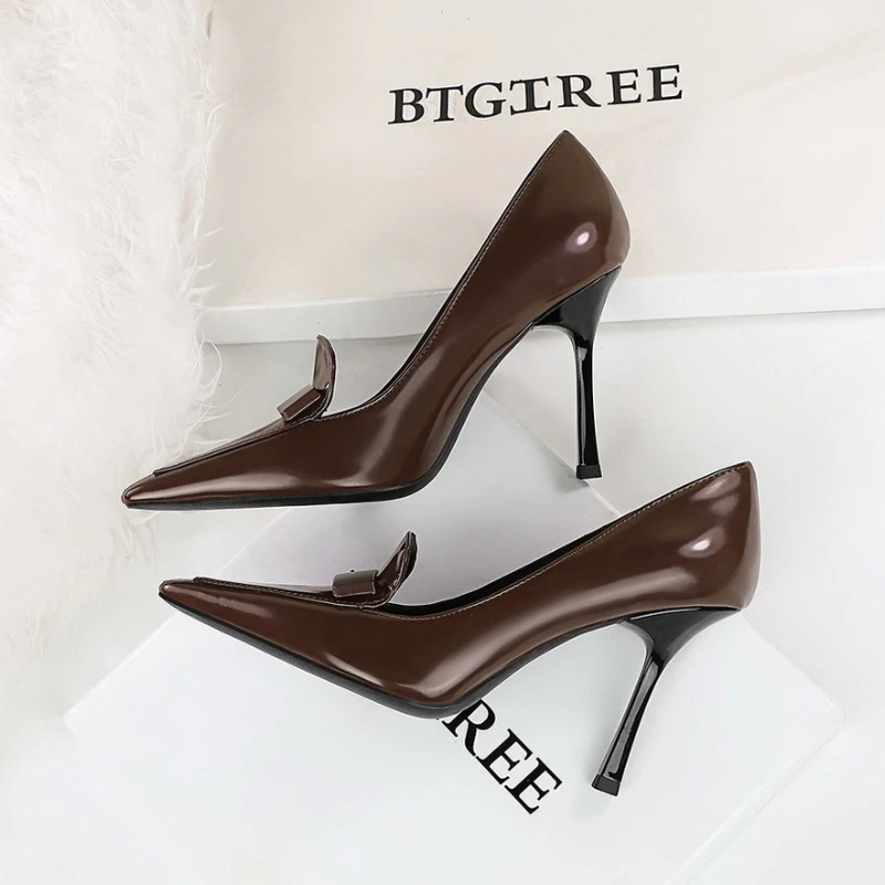1619-8 Brown