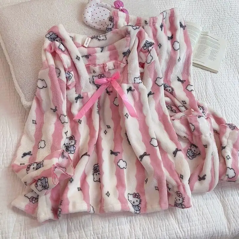 

Sanrio Hello Kitty Winter Pajamas Two Piece Set Coral Fleece Women Homewear Can Be Worn Outside Sweet Cute Thickened Warm