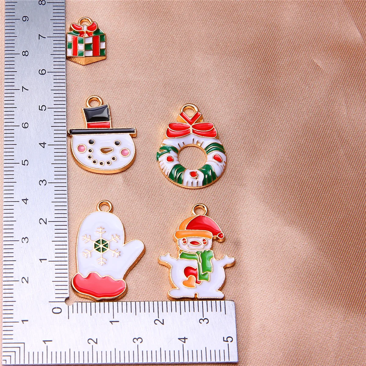 10 مجموعة متنوعة من زيت تقطير عيد الميلاد سانتا قفازات ثلج الأيل الجوارب الأقراط سوار قلادة الاكسسوارات ديي المجوهرات #6