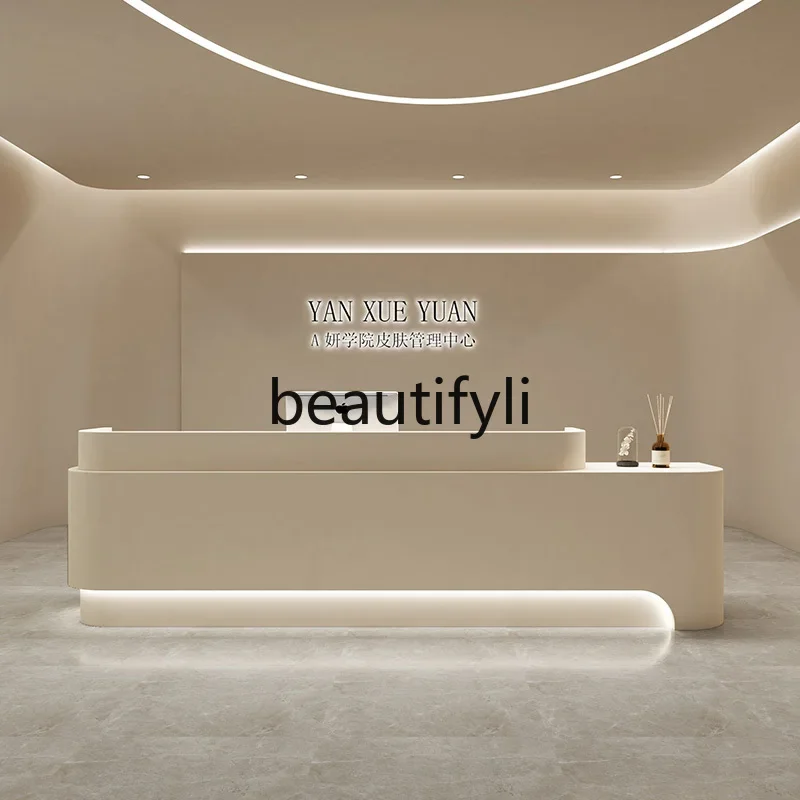 

Simple beauty salon checkout page Company clothing store front desk, curved training institution reception desk9344