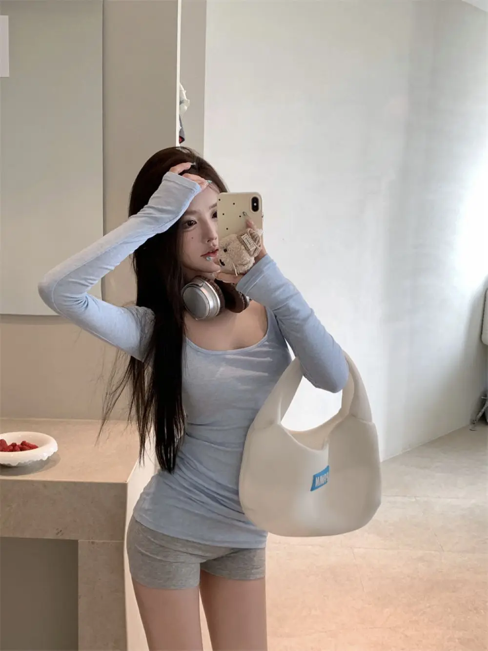 Women's Slim‑Fit U‑Neck Long Sleeve Top, Sheer Y2K Coquette Style Solid Color Waist‑Tucked Layering Base Shirt for Spring&Autumn