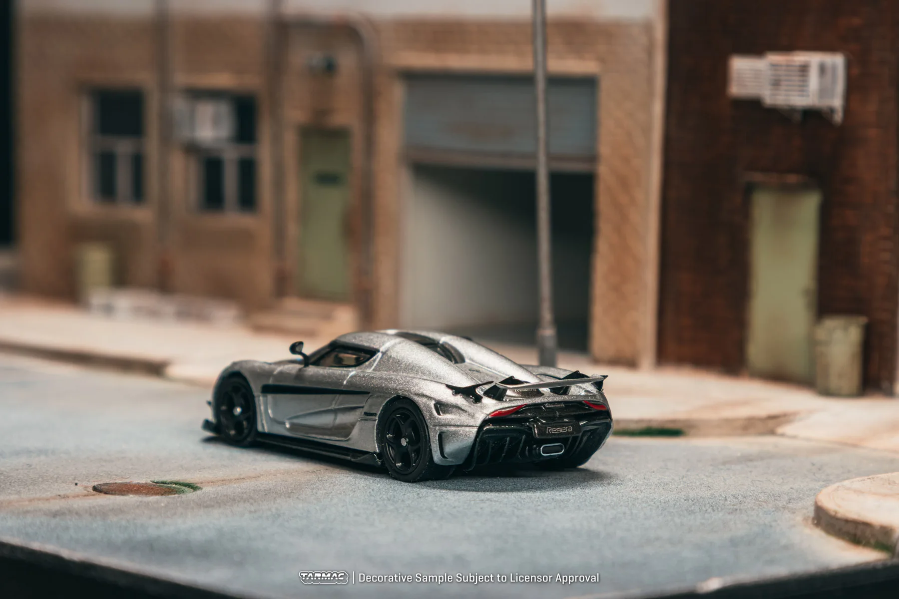 PreSale TW 1/64 Diecast نموذج سيارة Koenigsegg Regera فضي معدني/أزرق لهجات عالية الأداء طبعة محدودة هدية