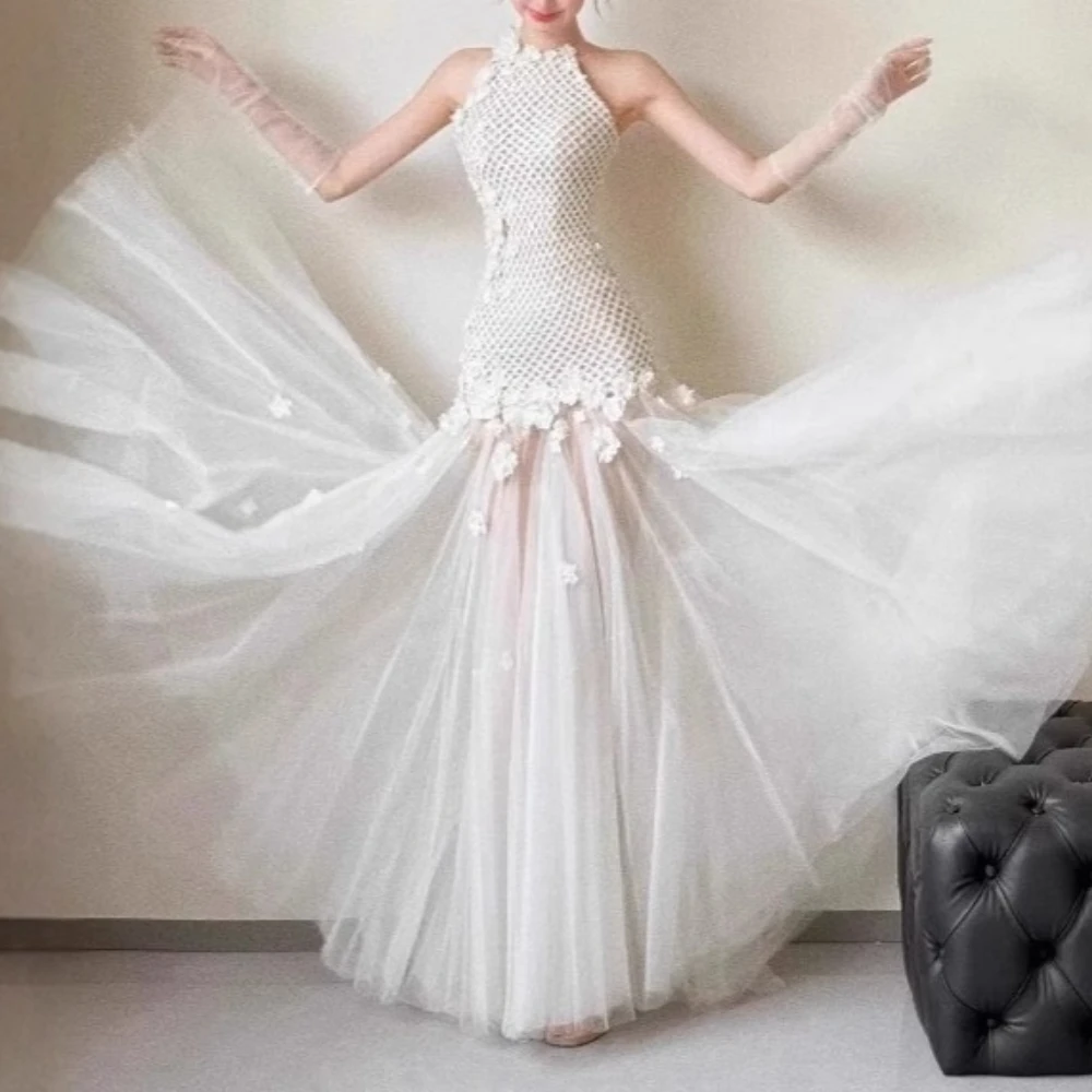 TWOTWINSTYLE Solide Sheer Verstärktes Applikationen Elegante Kleider für Frauen Halfter Ärmellose Patchwork Mesh Kleid Weibliche Kleidung Neue