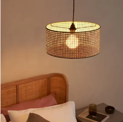 Modern Bamboo Woven Handmade Wicker Lampshade Hanging Chandelier Pendant Light for Home Cafe Living Room Restaurant Decoration