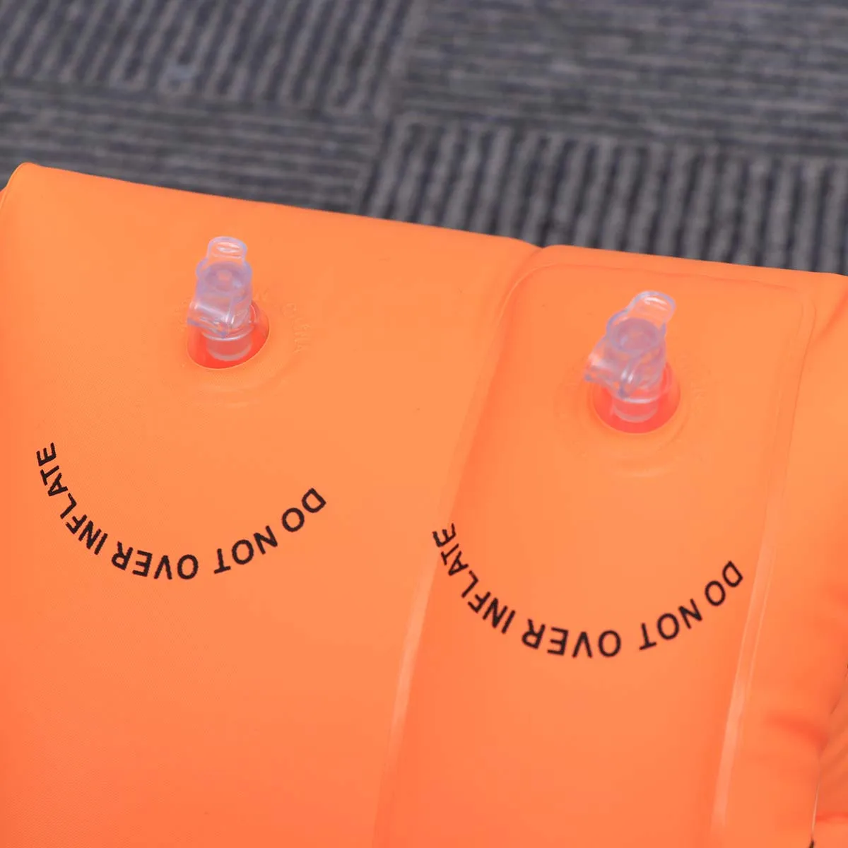 Ein Paar PVC-Armbänder für Babys, Schwimmringe für Kinder, Sicherheitstraining für den Einsatz im Pool, Schwimmarmbänder