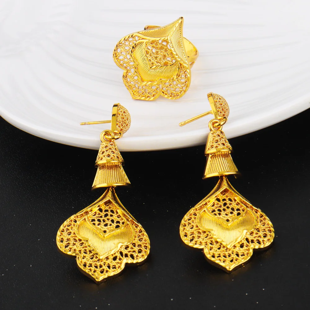 

Fancy Gold Plated Necklace Earrings Set Women Indian Dubai Wedding Party Combo
