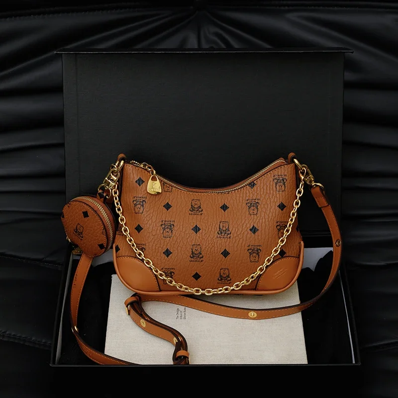 

Trendsetting Vintage Messenger Bag - Crossbody Tote With Solid Color Paris Logo & Superstar Ready Style