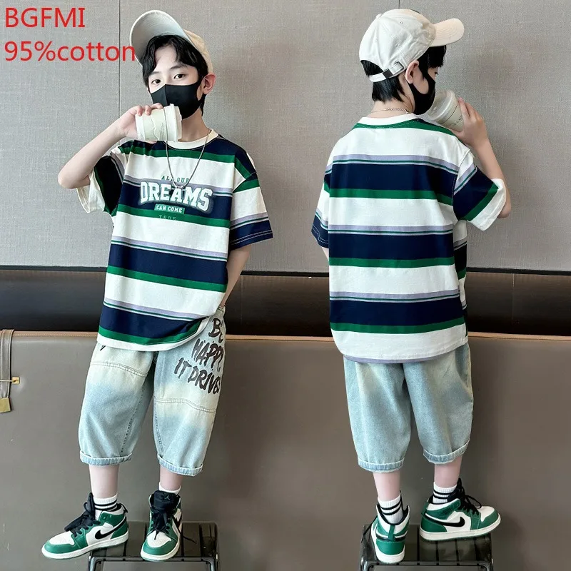 

Korean Children's Clothes 2024 Summer Kids Outfits Suit Teenage Boy Letter Tops Short Sleeve T-shirt Denim Shorts 2pcs Set 2-11Y