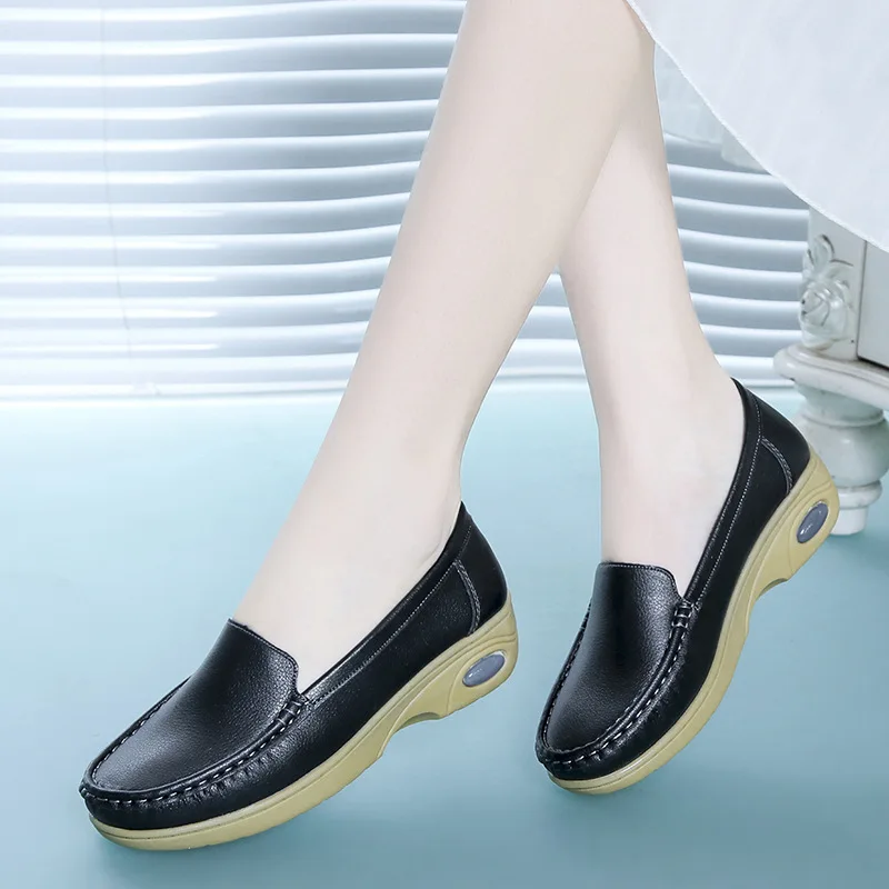 Women's fashion leather Pumps shoes mother Slip On casual single shoes Women Breathable Shoes Female Platform Nurse Work Shoes