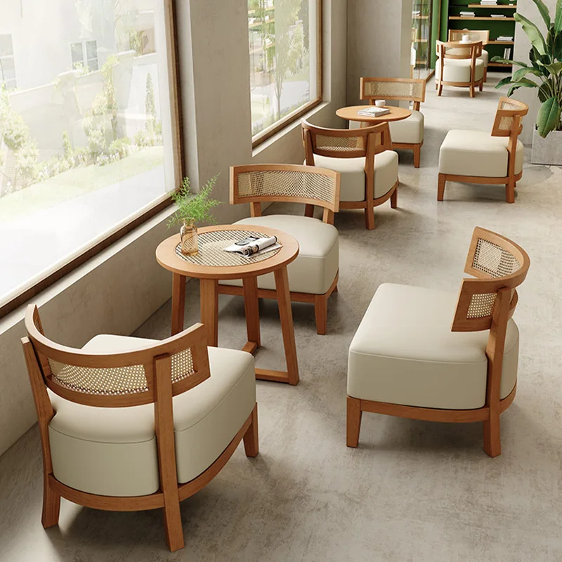 New Arrival Luxury Modern Wood Restaurant Furniture Set for Commercial Use for Dining Cafes Hotels Villas Wholesale