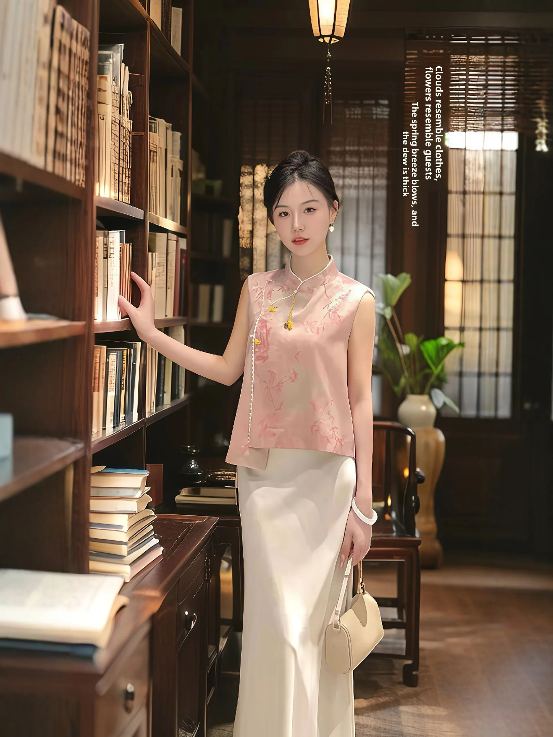 

Новый китайский летний комплект для женщин: топ на пуговицах и юбка с высокой талией, большие размеры, красивый цветочный узор