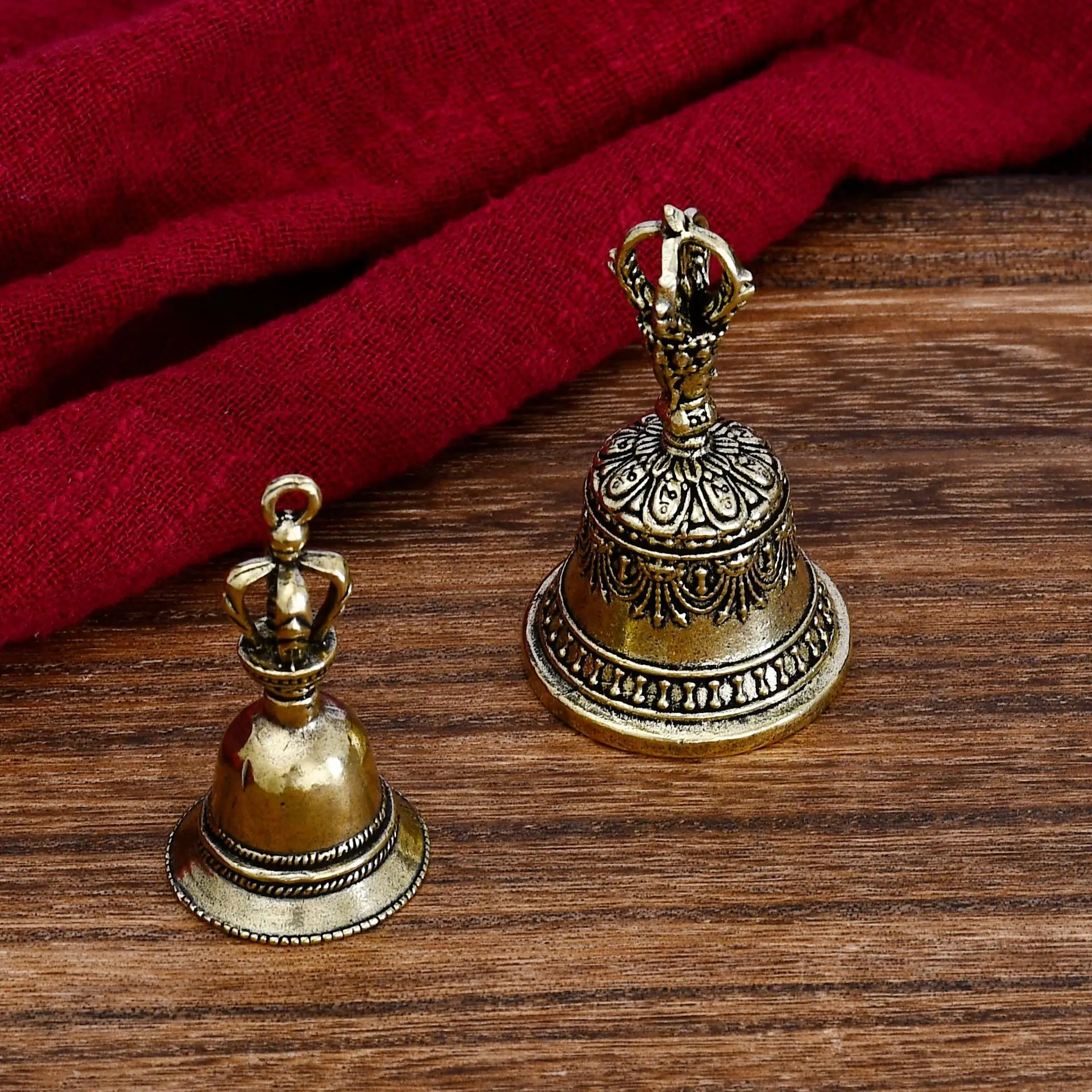 Brass Handicraft Die-casting Drop Bell Key Car Button Wind Bell Tibetan Bronze Bell Creative Gift Home Decoration Accessories