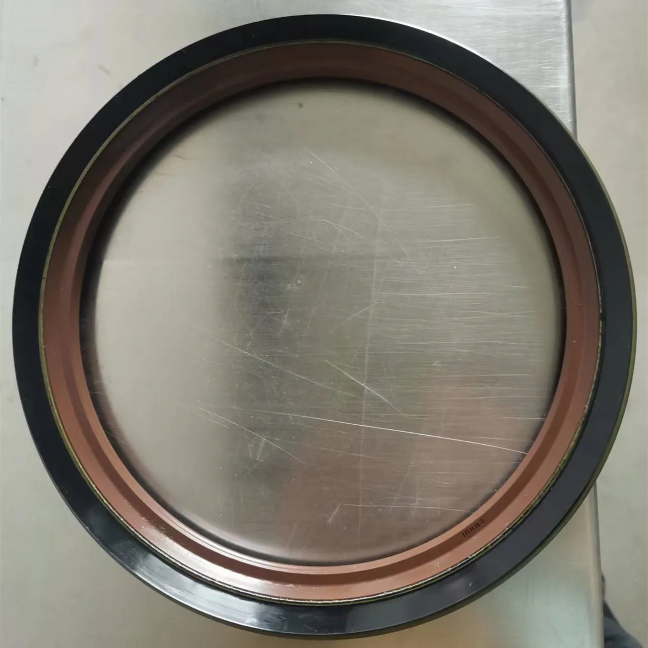 

Cassette shaft oil seal 187*230*17mm FKM+NBR TCS engineering agricultural machinery seal ISO 9001:2008