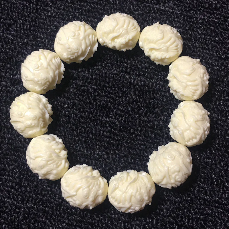 Ivory Fruit Carving Engraved Plate Clerodendrum Thomsonae Beads Bracelet2.2*1.8*2cm*11Bodhi Seeds Pieces Beads Car Hanger Beads