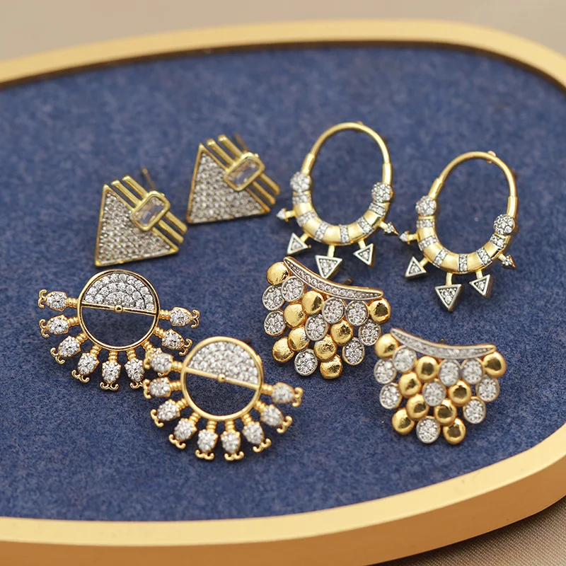 Nuevo diseño de vista, pendientes de flor de cristal para mujer, joyería de marca de moda, pendientes delicados triangulares de circonia de lujo