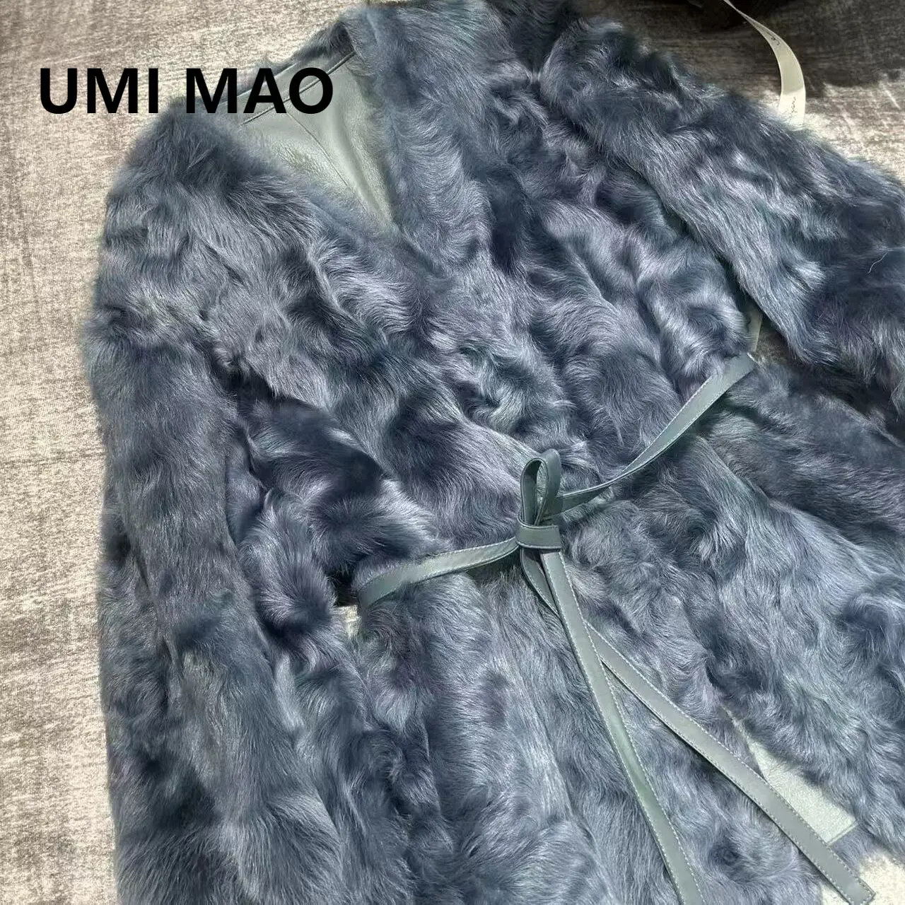 UMI MAO الصوف الحقيقي ليتل ليك صوف الأغنام معطف جلد الغنم للنساء الشباب نمط فضفاض صالح حجم كبير سترات الفراء النسائية