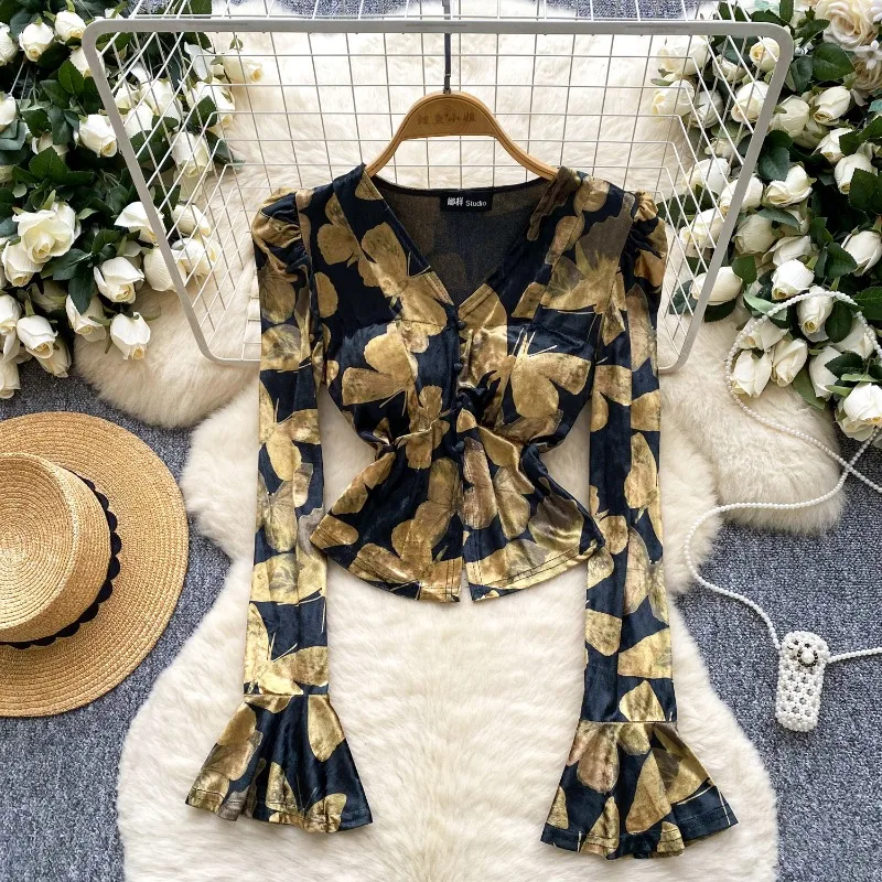 

Matakawa Velour Shirts&blouses Woman Tops Print Flowers Flare Sleeve Vintage Blusas Mujer V Neck Elegant Korean Fashion Camisas