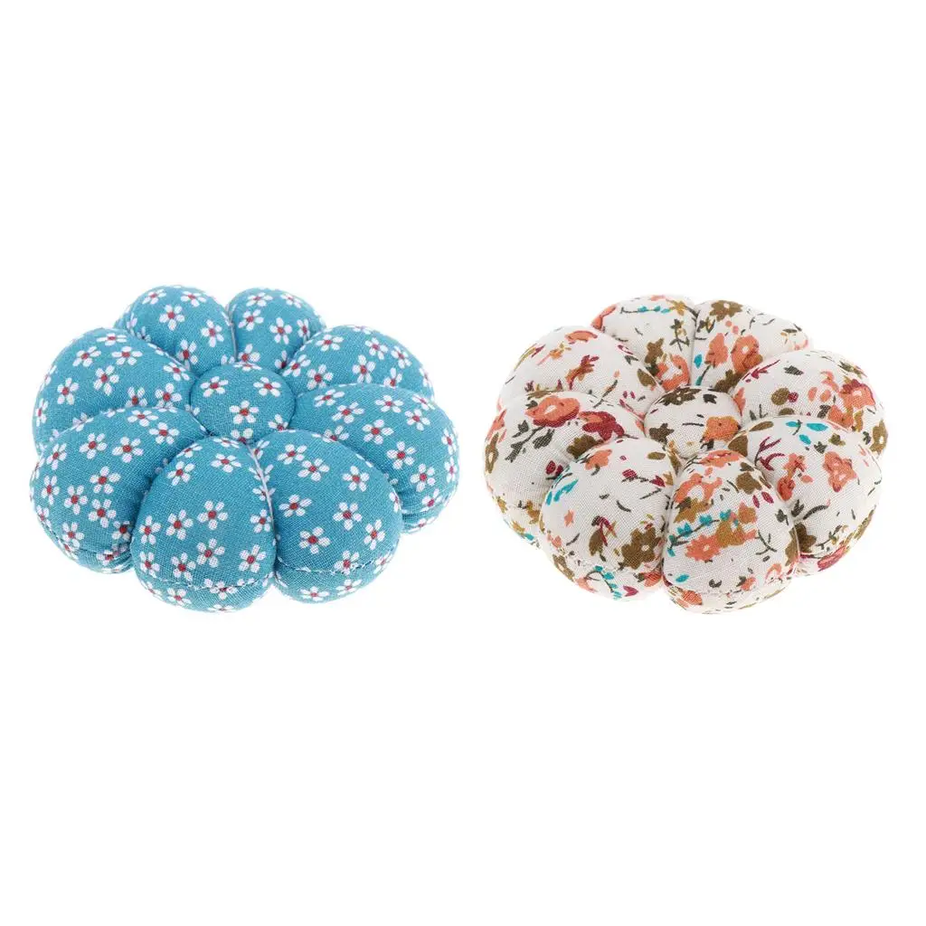 

Lovely pumpkin shaped wrist pincushion, portable pumpkin pincushion