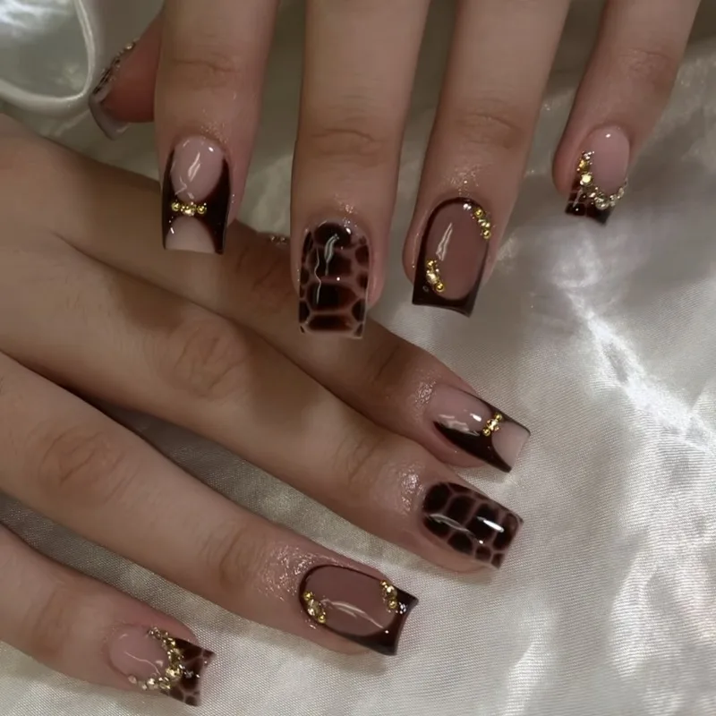 

24PCS Autumn Winter New Coffin False Nails Leopard Print Gold Beads French Press on Nails Removable European American Fake Nails