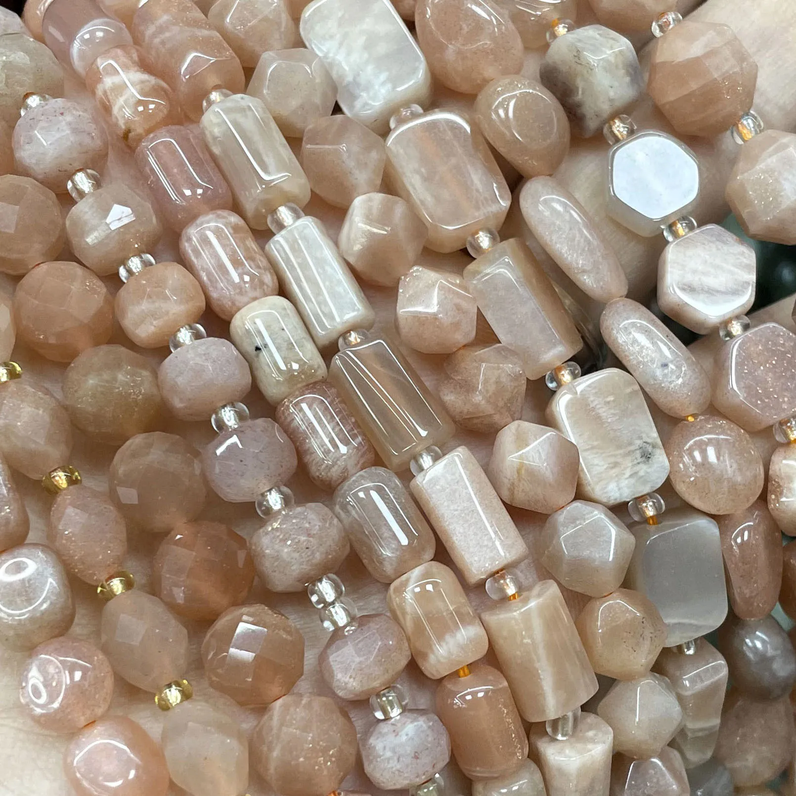 Natürliche Sonnenstein Mondstein Edelsteine Facettierte Rondelle Unregelmäßige Runde Spacer Perlen Für Schmuck Machen Charme DIY Armband Zubehör