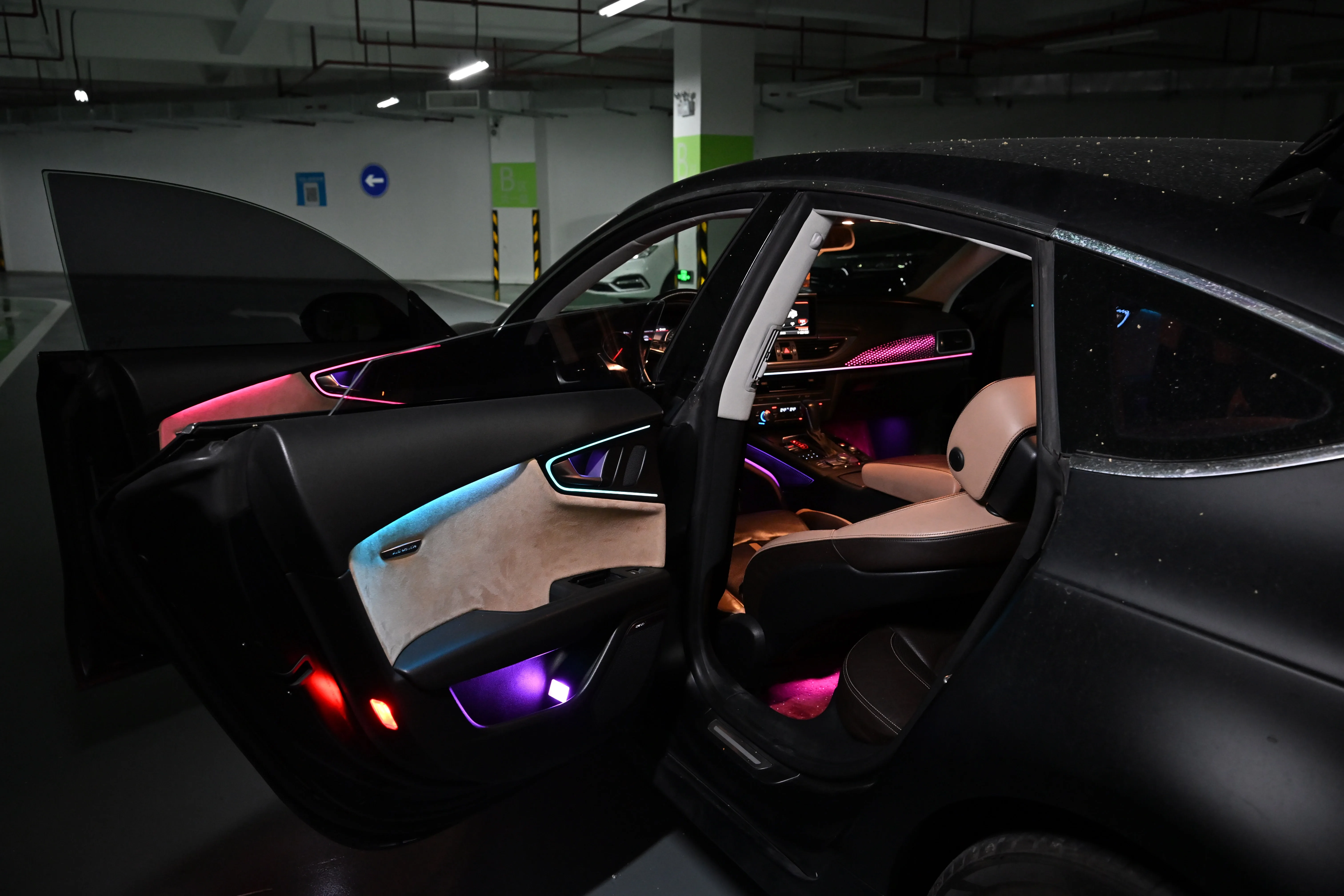 Car LED Ambient Lighting for Audi A7 C7 2011-2018 Models Symphony-themed 64-color Ambient Light Trim Accessories