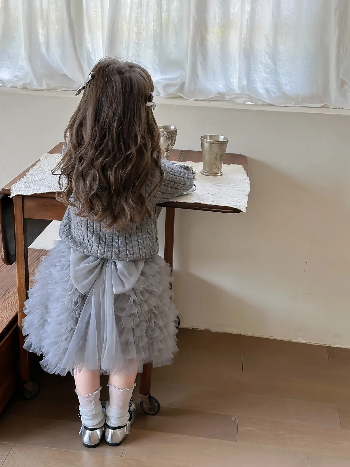 مجموعة مزاجه الفتيات الخريف والشتاء الجديدة للطفل الفتيات محبوك سترة الغزل تنورة قطعتين مجموعة