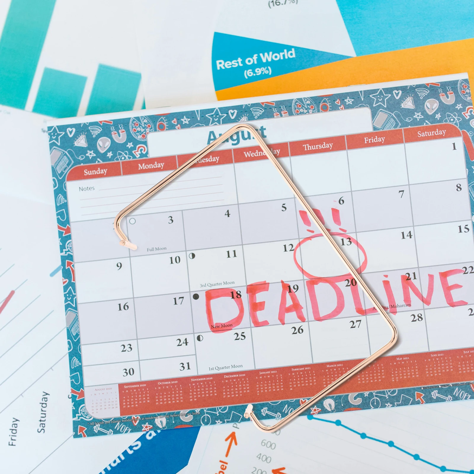 Desk Calendar Stand Support Supplies Decorative Plate Rack Holder for Classroom Bracket