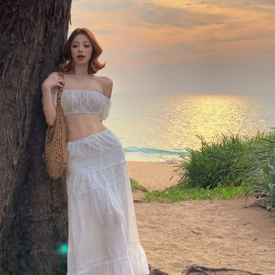 

Sexy Summer Outfit Women White Sleeveless Off Shoulder Crop Top with High Waist Skirt Set Beach Vacation Boho Chic 3pcs Suit