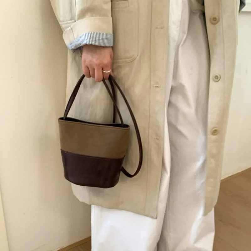 

Luxury Women's Shoulder Bag Made Of Premium Leather Featuring Paris Casual Elegant Daily Look​