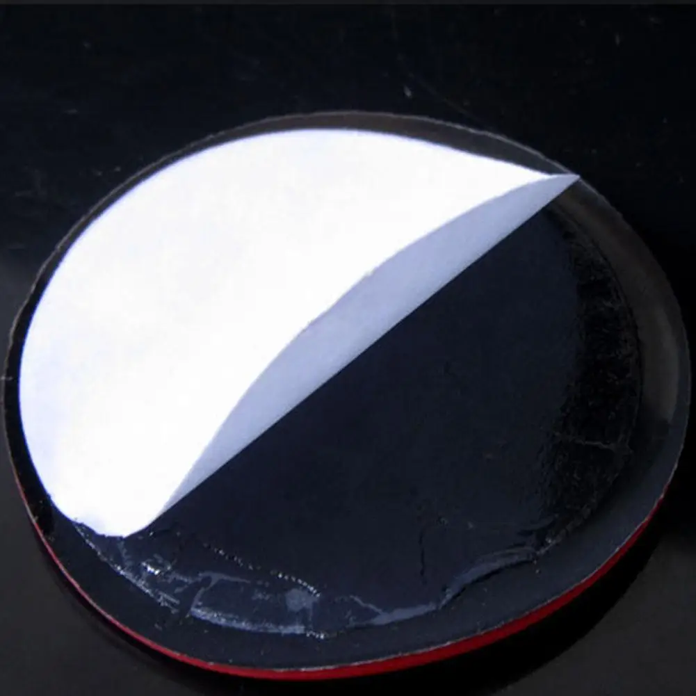 Рисунок 6 - Наклейки на автомобиль «не курить»