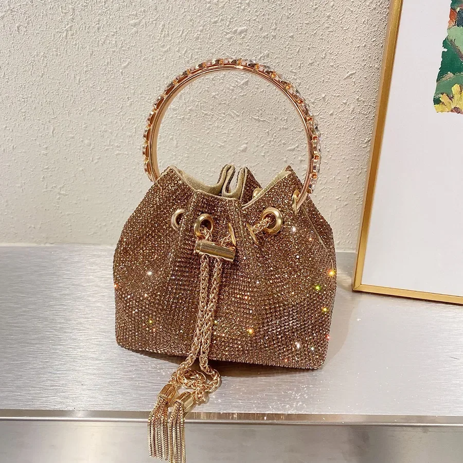 

Evening Bags Shiny Diamond-encrusted Rhinestones Messenger Water Ladies Bucket Bag Full Of Diamonds Shoulder Bright Diamond HandbagEvening