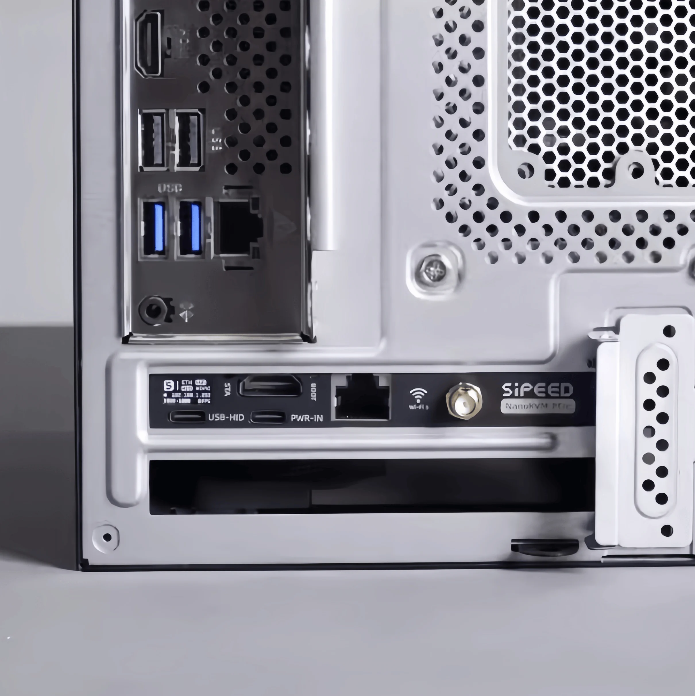 Sipeed NanoKVM PCIe PiKVM Mini Remote Control & Server Management (HDMI) - view 5
