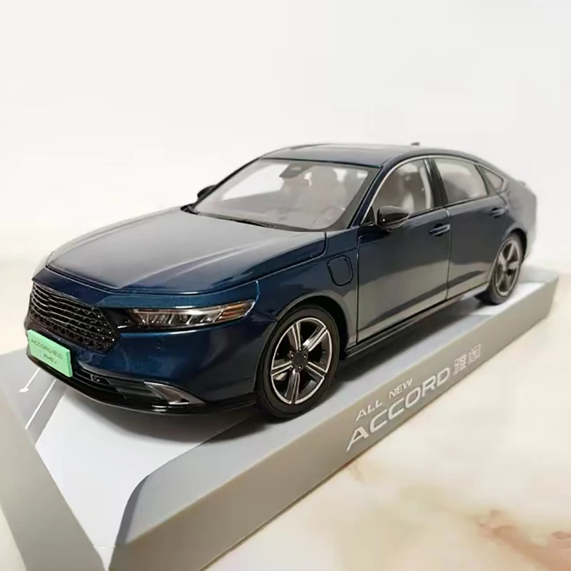 modele-de-voiture-hybride-en-alliage-1-18-pour-accord-2023-11e-generation-accord-e-phev