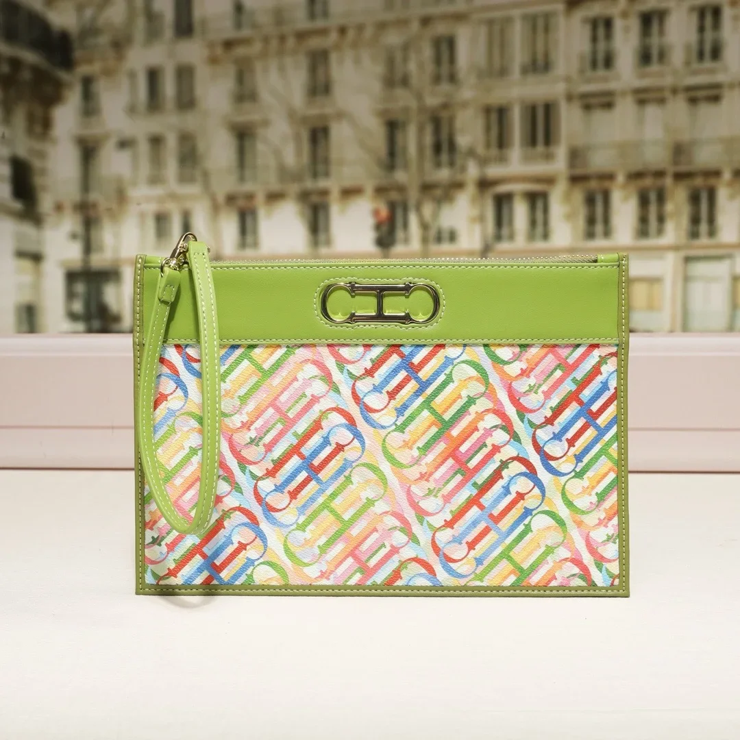 

Famous Designer Leather Messenger Bag For Women Crossbody Shoulder Elegant Classic Popular Tote Bags Trendy CHHCCH