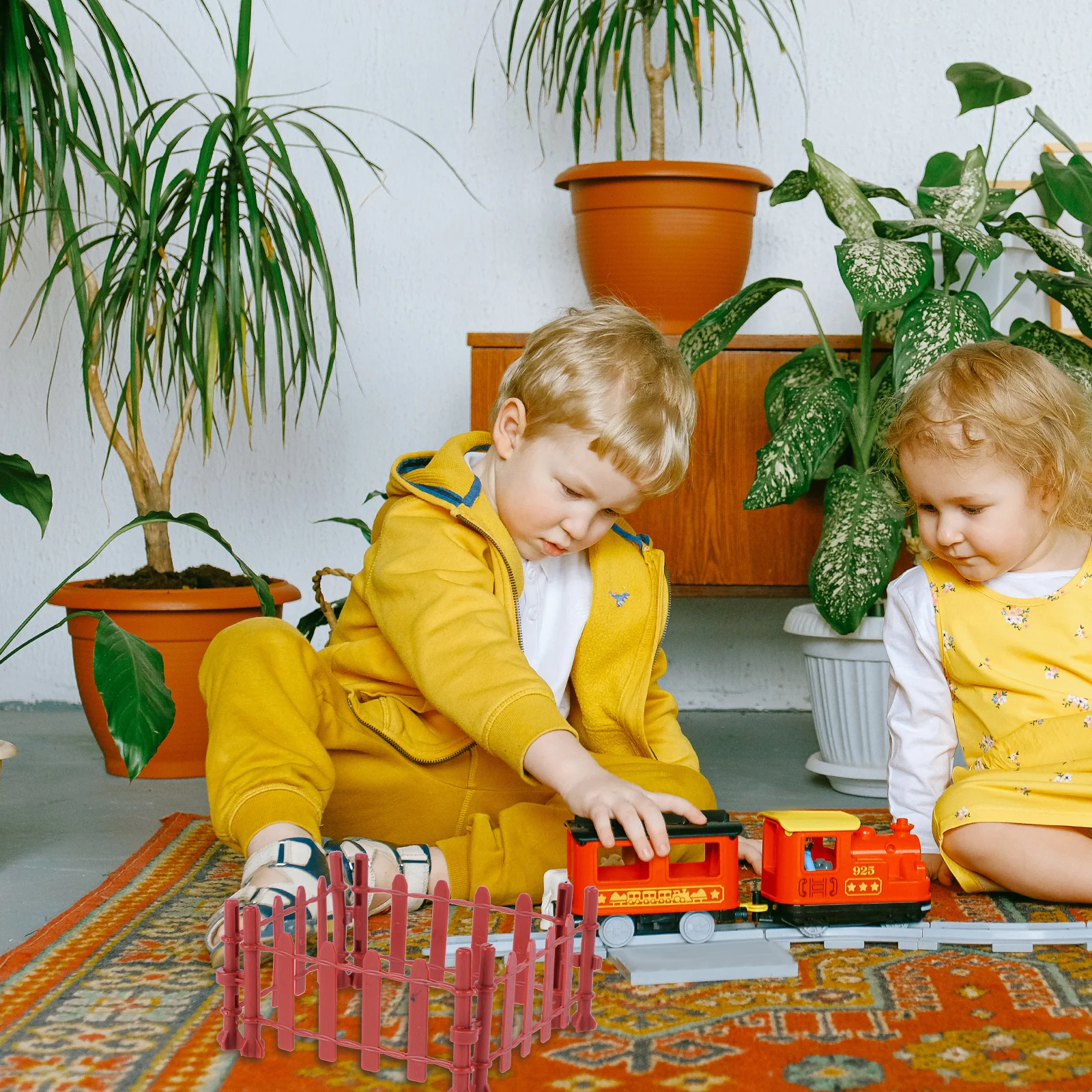 

10Pcs Plastic Fence for Kids 8Cm Strong Reusable Connectable Panels Backyard Garden Playground Indoor Outdoor Role Play Activity