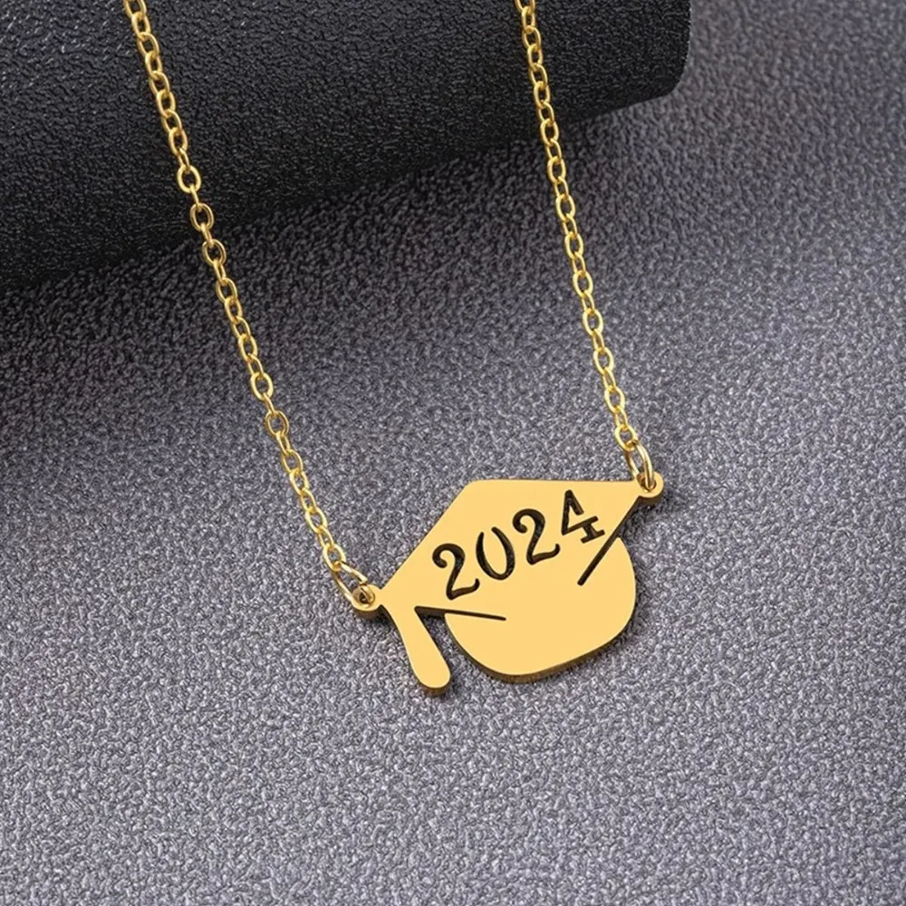 1PC 2024 Graduation Cap Pendant Necklace Card Stainless Steel Graduation Jewelry Accessories Students Gifts