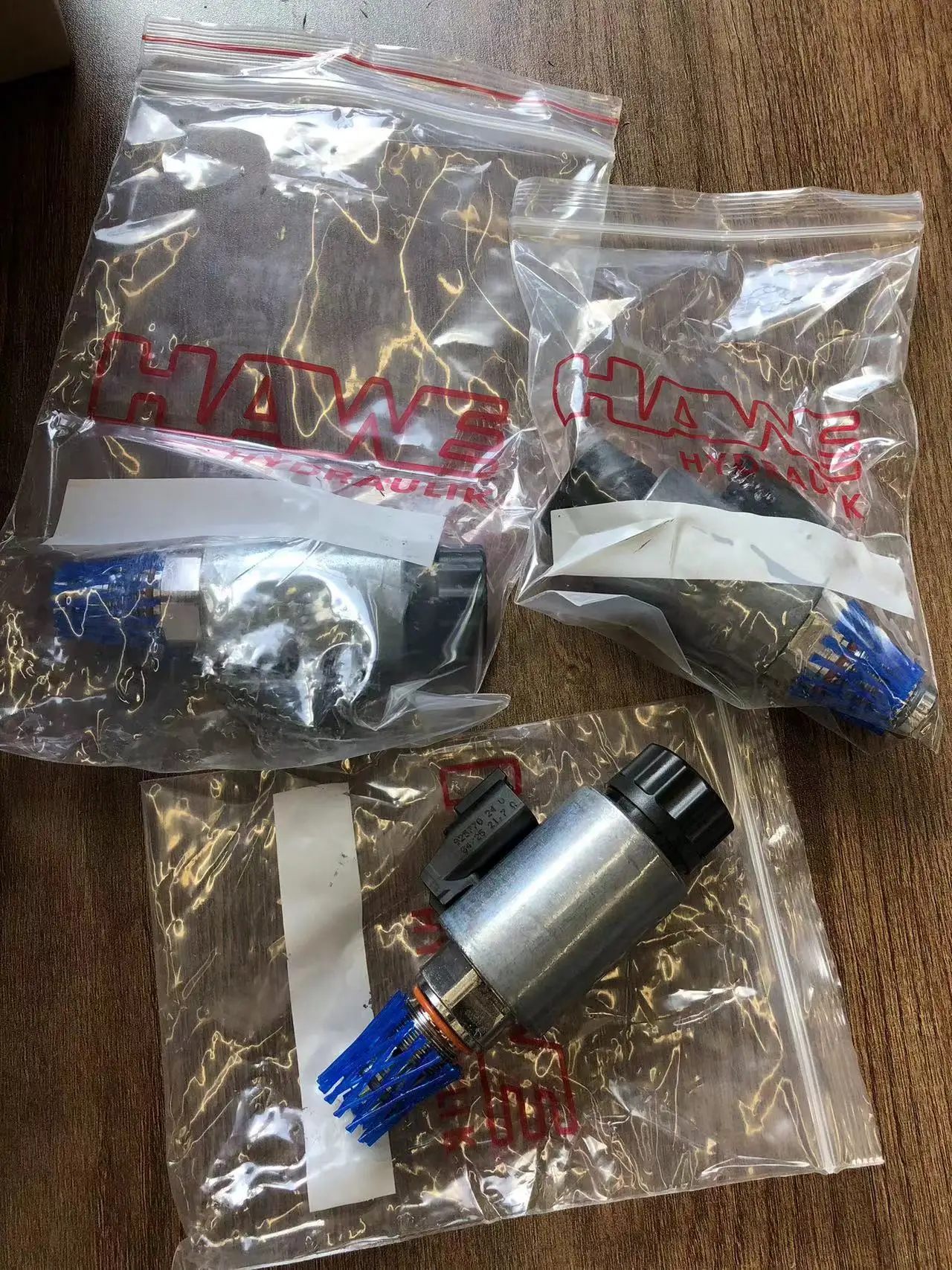 BVE 1 S DT 24 HAWE Hydraulic Origin Solenoid Valve  Hydraforce   vick ers IH Sun Hydraulics rex roth Customised Manifold