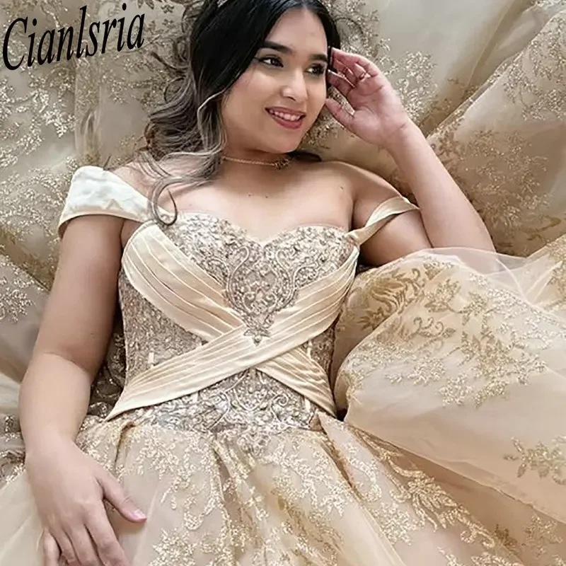 Vestidos de quinceañera de encaje con apliques dorados, vestido de baile con hombros descubiertos, dulces 16, 15 años, personalizado, mexicano